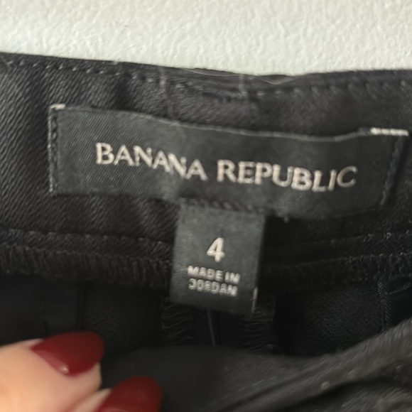 Banana Republic Black Pleated Women’s Trousers - Picture 3 of 5